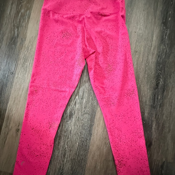 Zyia Hot Pink Stay Gold Light n Tight HR Leggings 25” - Picture 3 of 4